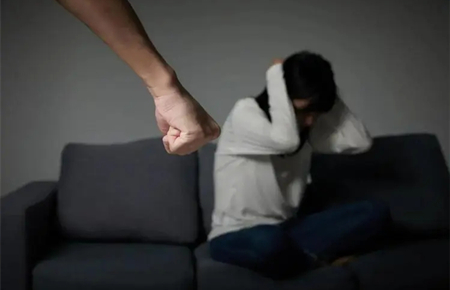 打父母的孩子怎么教育