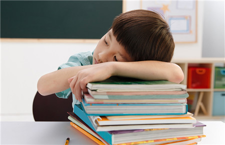 16歲男孩不上學怎么辦