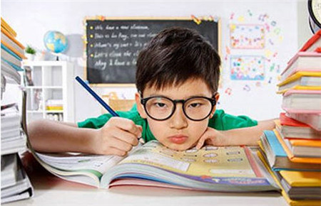 初中孩子轉(zhuǎn)學(xué)會(huì)對(duì)孩子有影響嗎