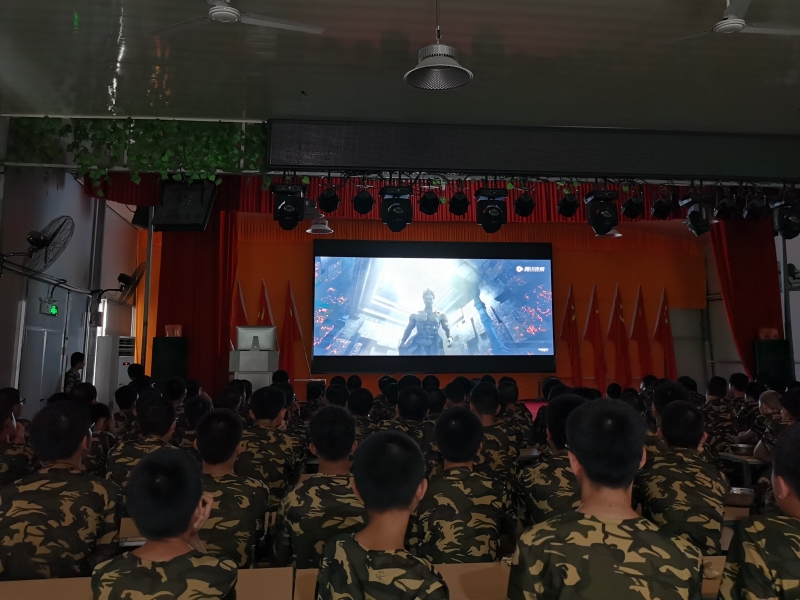 孤僻,青少年封閉式教育學(xué)校