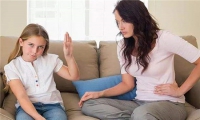 孩子總是和大人頂嘴怎么辦（孩子總是和大人頂嘴怎么教育）