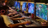 溫州軍事化管理封閉式學校分析網吧通宵對孩子的危害